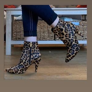 Vince Camuto Nandi2 Calf Hair Leopard Booties
